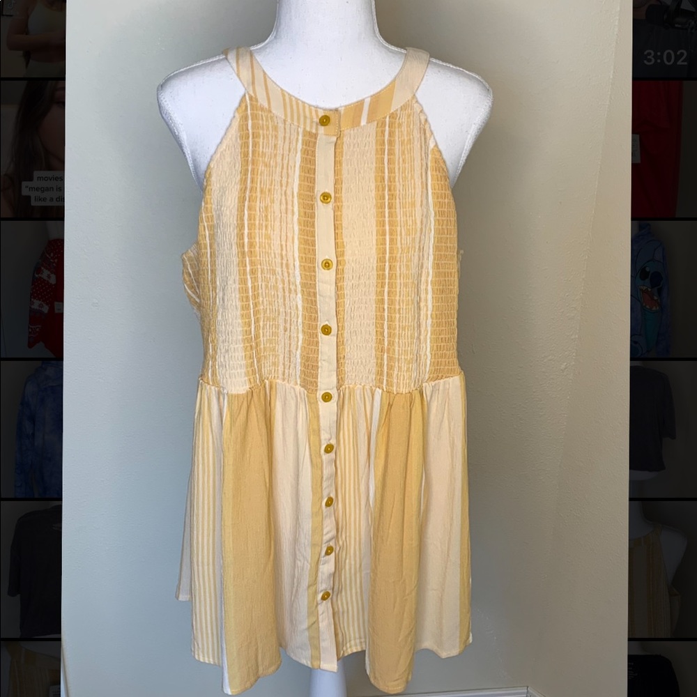 🦆Torrid:Yellow Stripe Button Tank